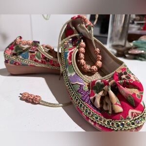 Floral espadrilles with rhinestones, gold ankle laces and wooden beads